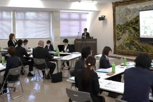 講師と発表者